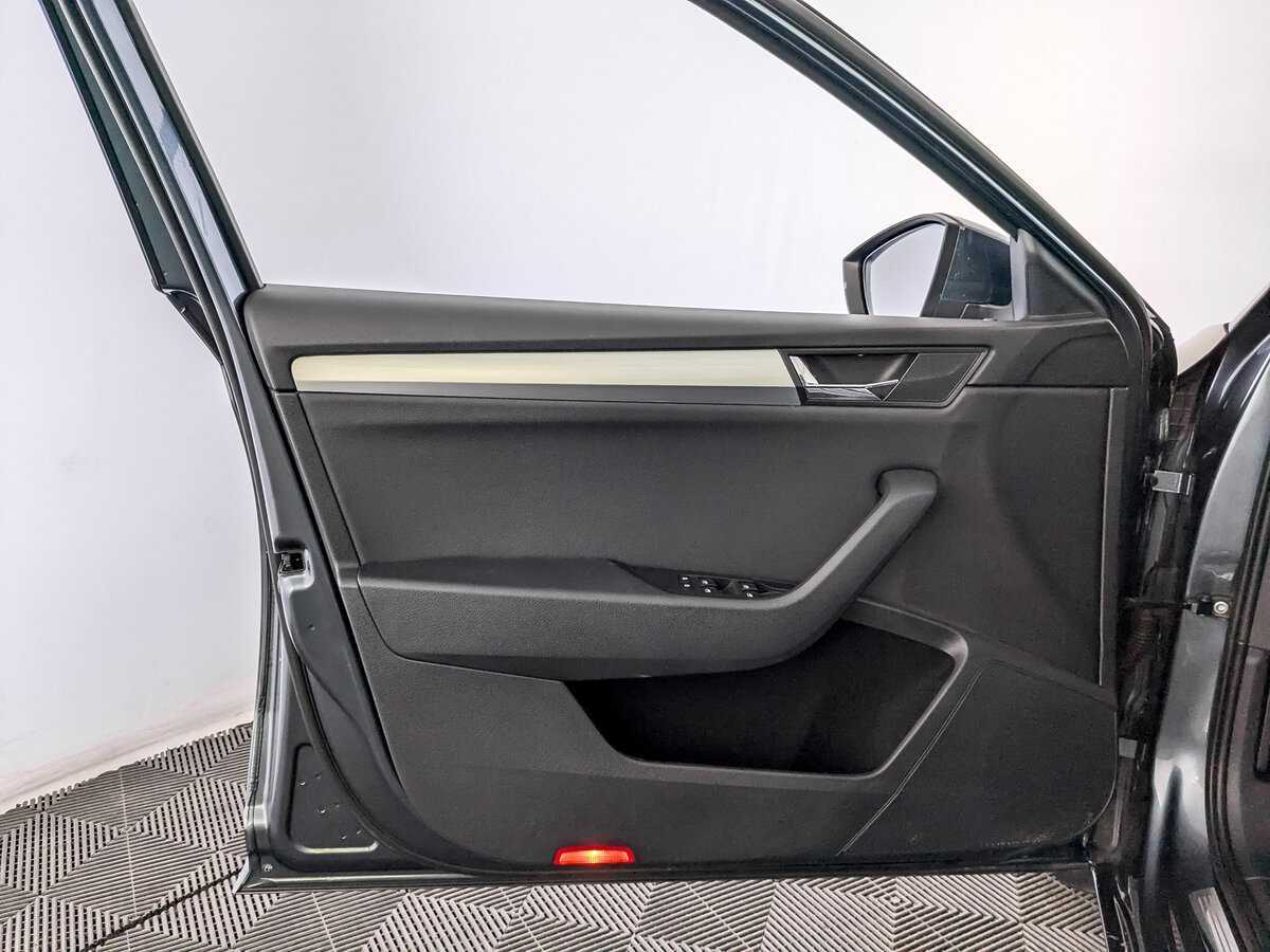 Шкода Суперб б/у, 2018, Роботизированная. Фото: #18