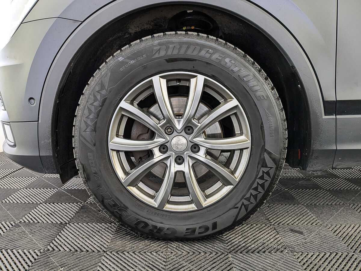 Фольксваген Тигуан б/у, 2018, Роботизированная. Фото: #11