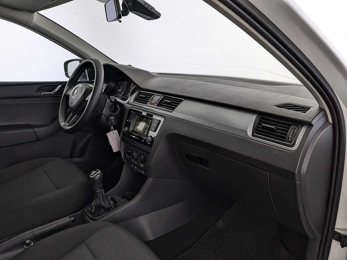 Шкода Рапид б/у, 2017, Механическая. Фото: #12