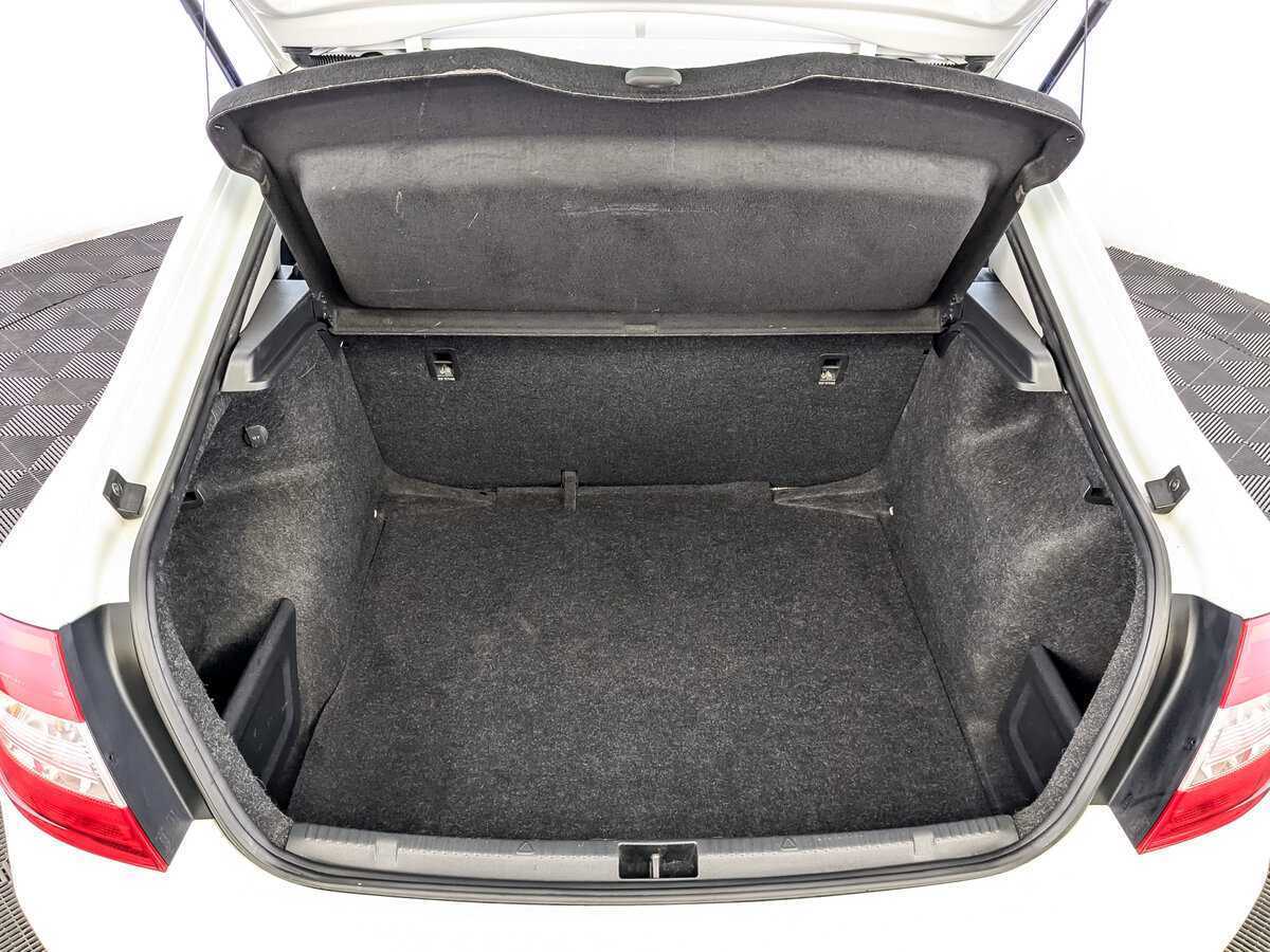 Шкода Рапид б/у, 2017, Механическая. Фото: #9