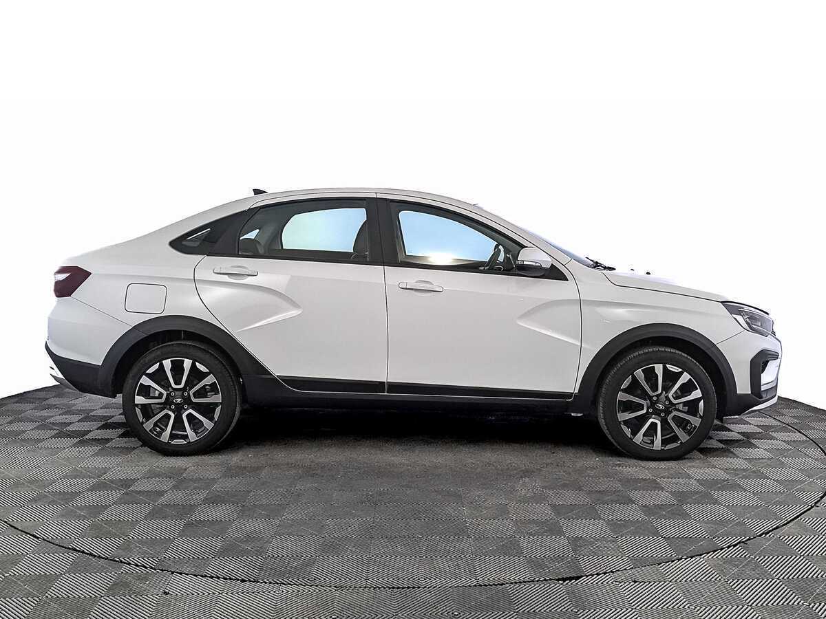 Лада (ВАЗ) Веста б/у, 2024, Механическая. Фото: #3