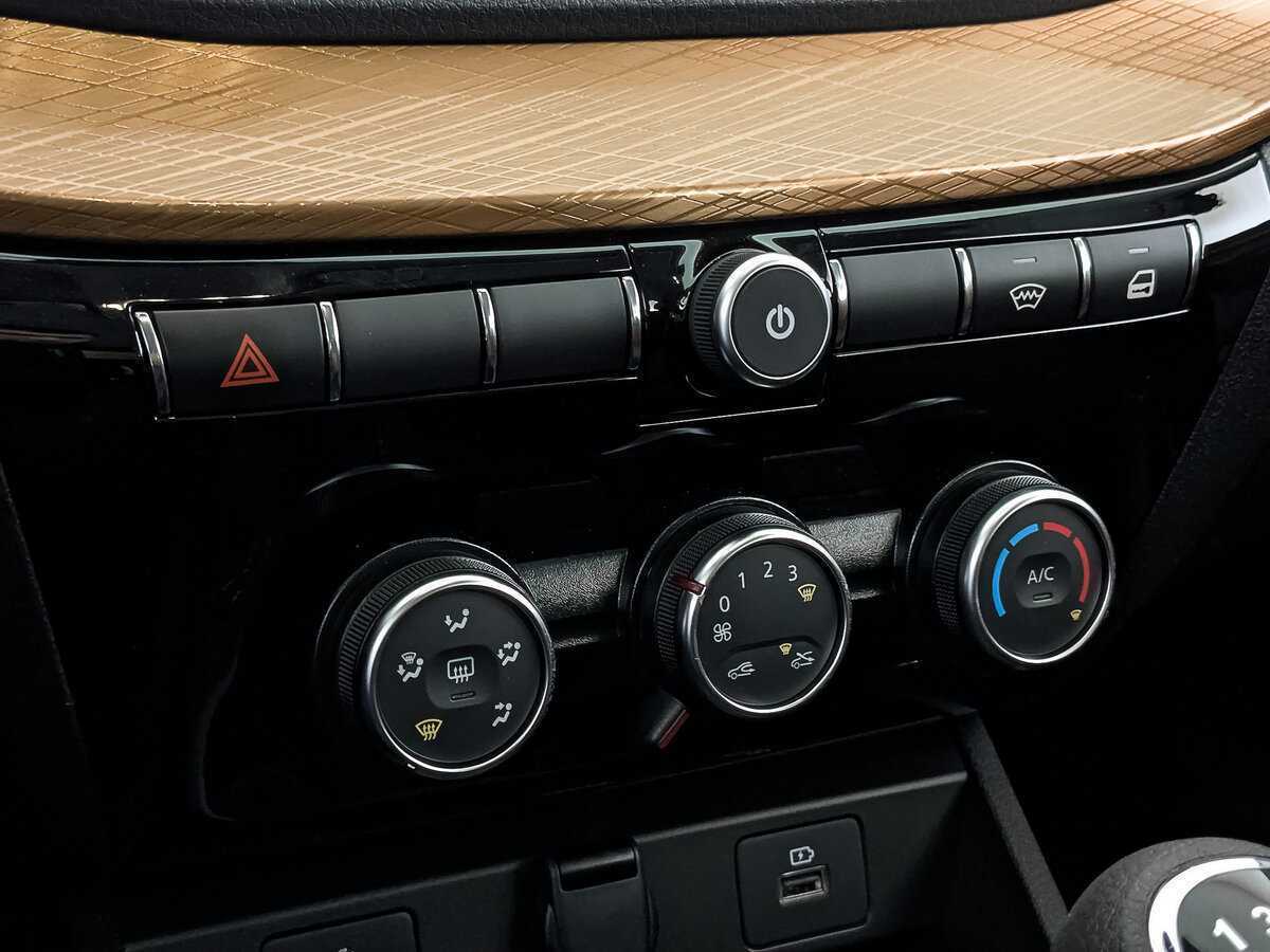 Лада (ВАЗ) Веста б/у, 2024, Механическая. Фото: #20