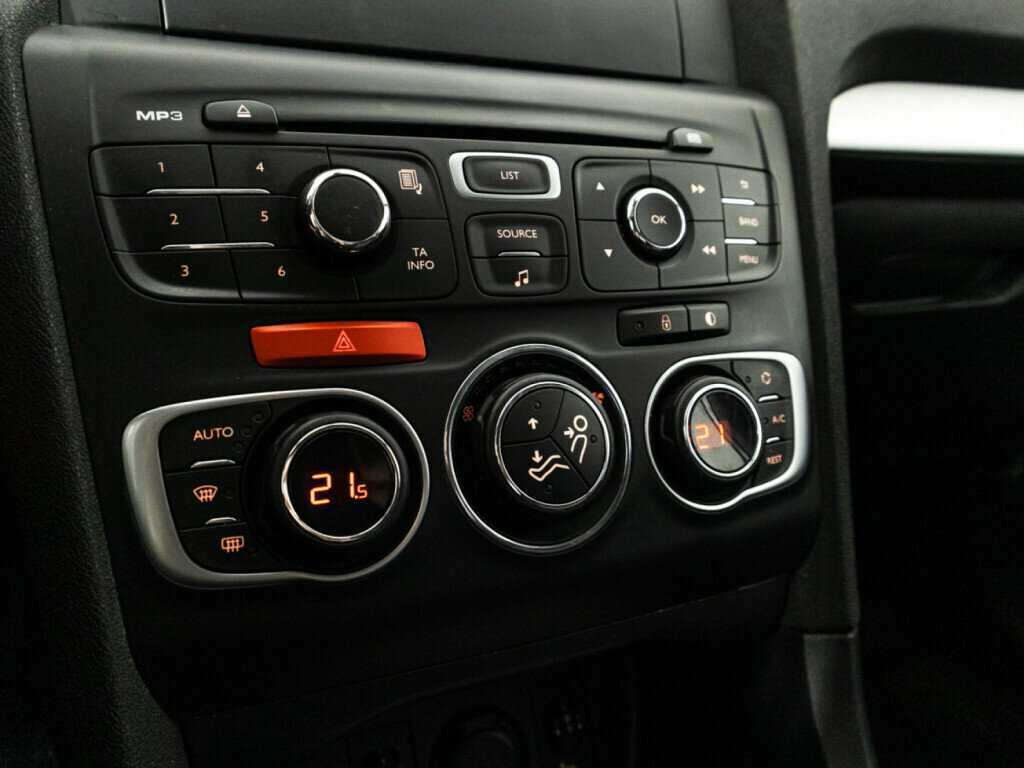 Ситроен Ц4 б/у, 2013, Механическая. Фото: #14