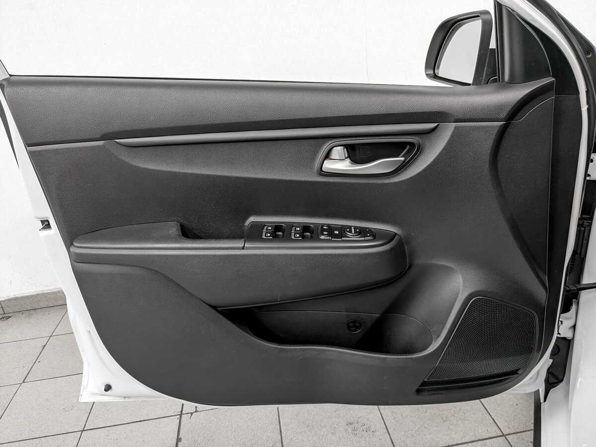 Киа Рио б/у, 2017, Автоматическая. Фото: #16