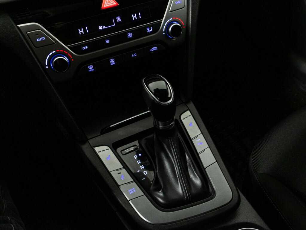 Хендай Елантра б/у, 2018, Автоматическая. Фото: #16