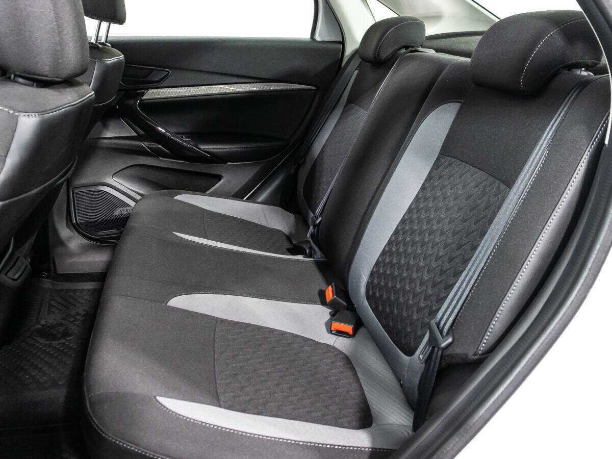 Лада (ВАЗ) Веста б/у, 2023, Механическая. Фото: #9