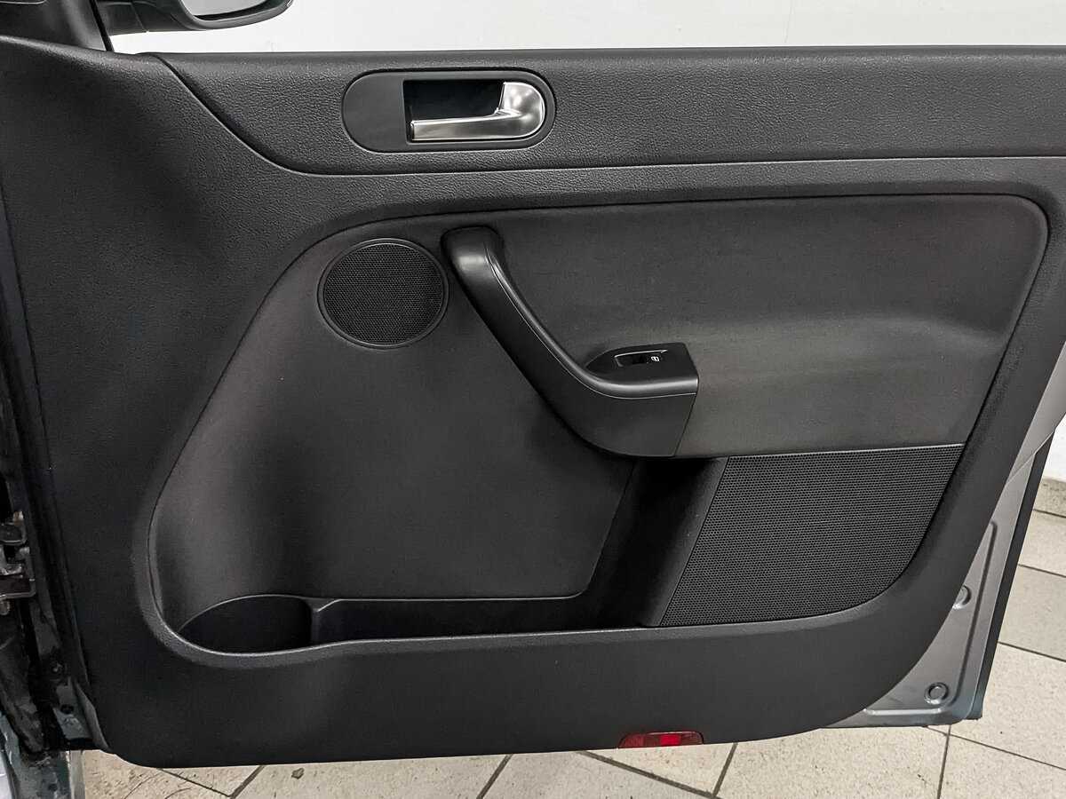 Фольксваген Гольф Плюс б/у, 2012, Механическая. Фото: #23