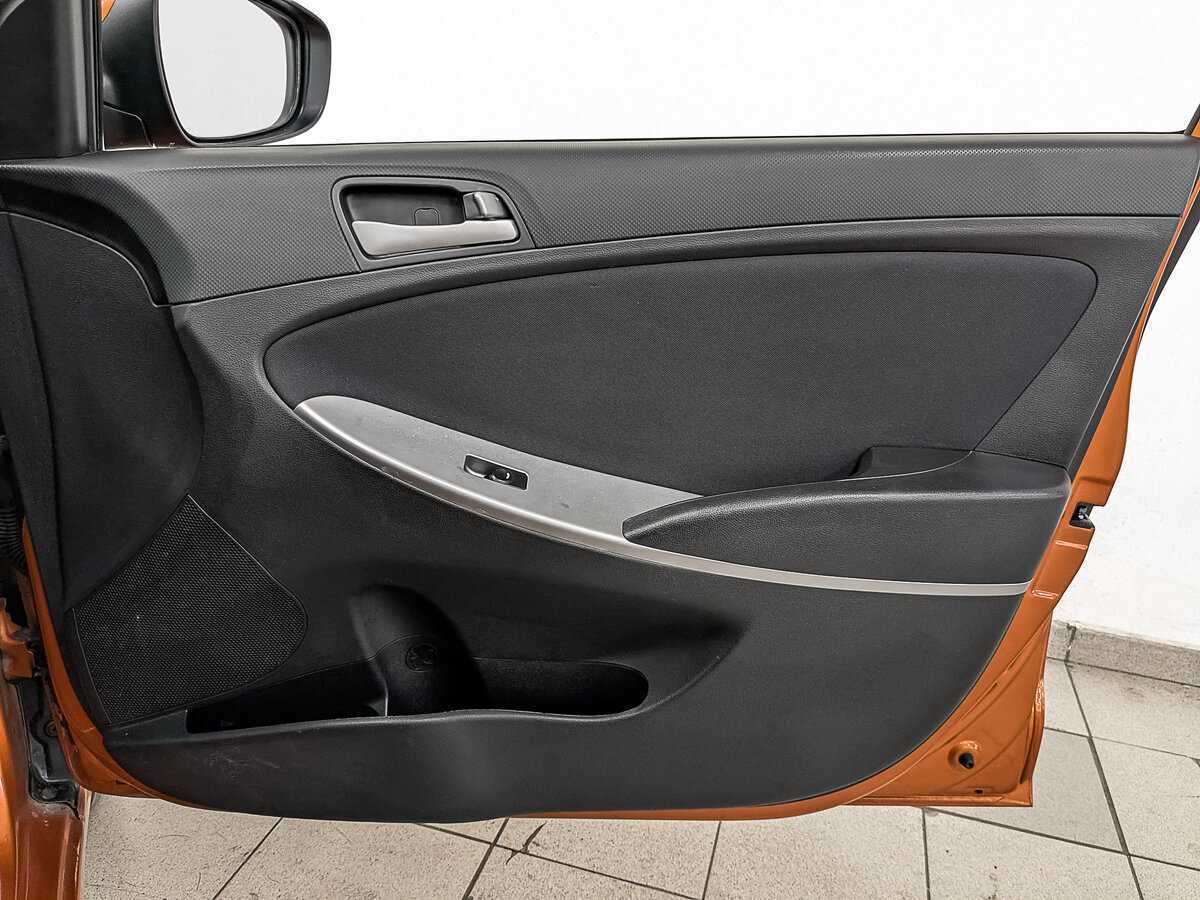 Хендай Солярис б/у, 2015, Автоматическая. Фото: #21