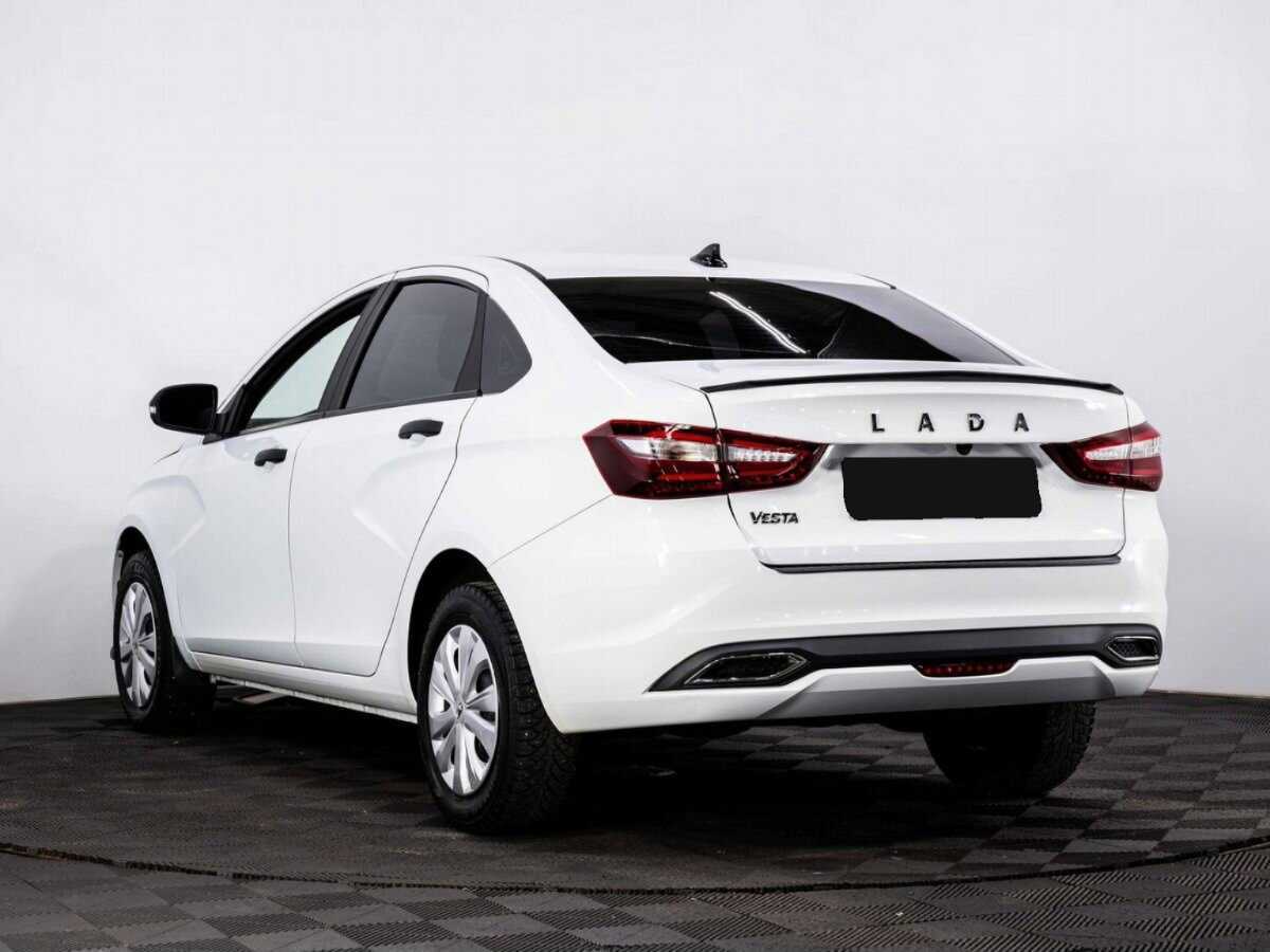 Лада (ВАЗ) Веста б/у, 2023, Механическая. Фото: #3