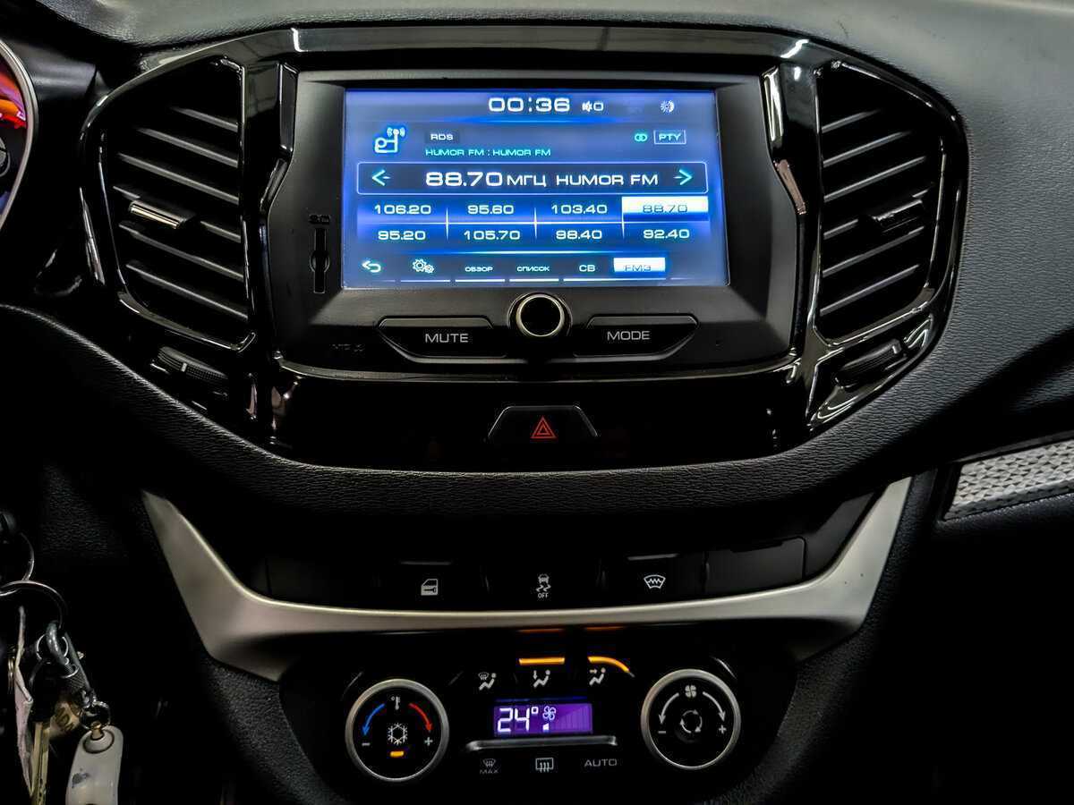 Лада (ВАЗ) Веста б/у, 2019, Механическая. Фото: #14