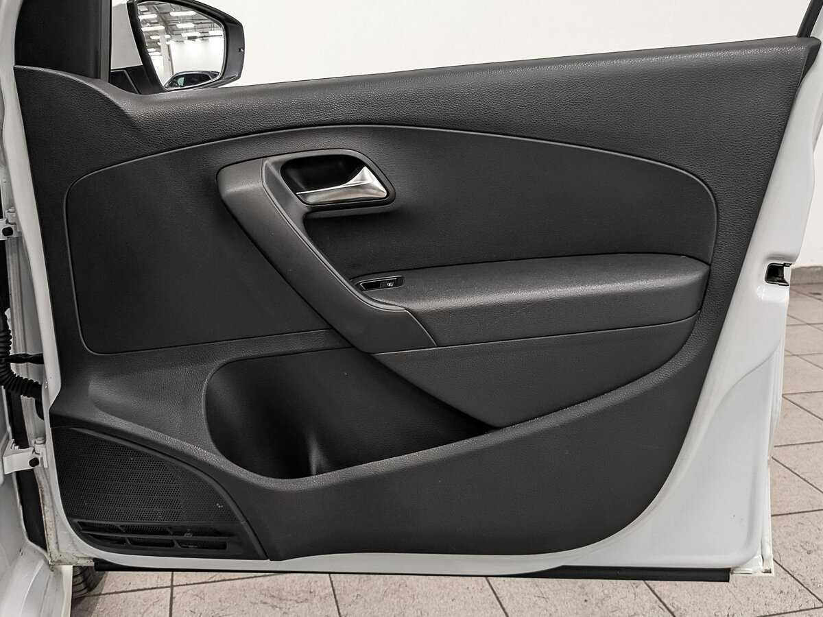 Фольксваген Поло б/у, 2018, Механическая. Фото: #24