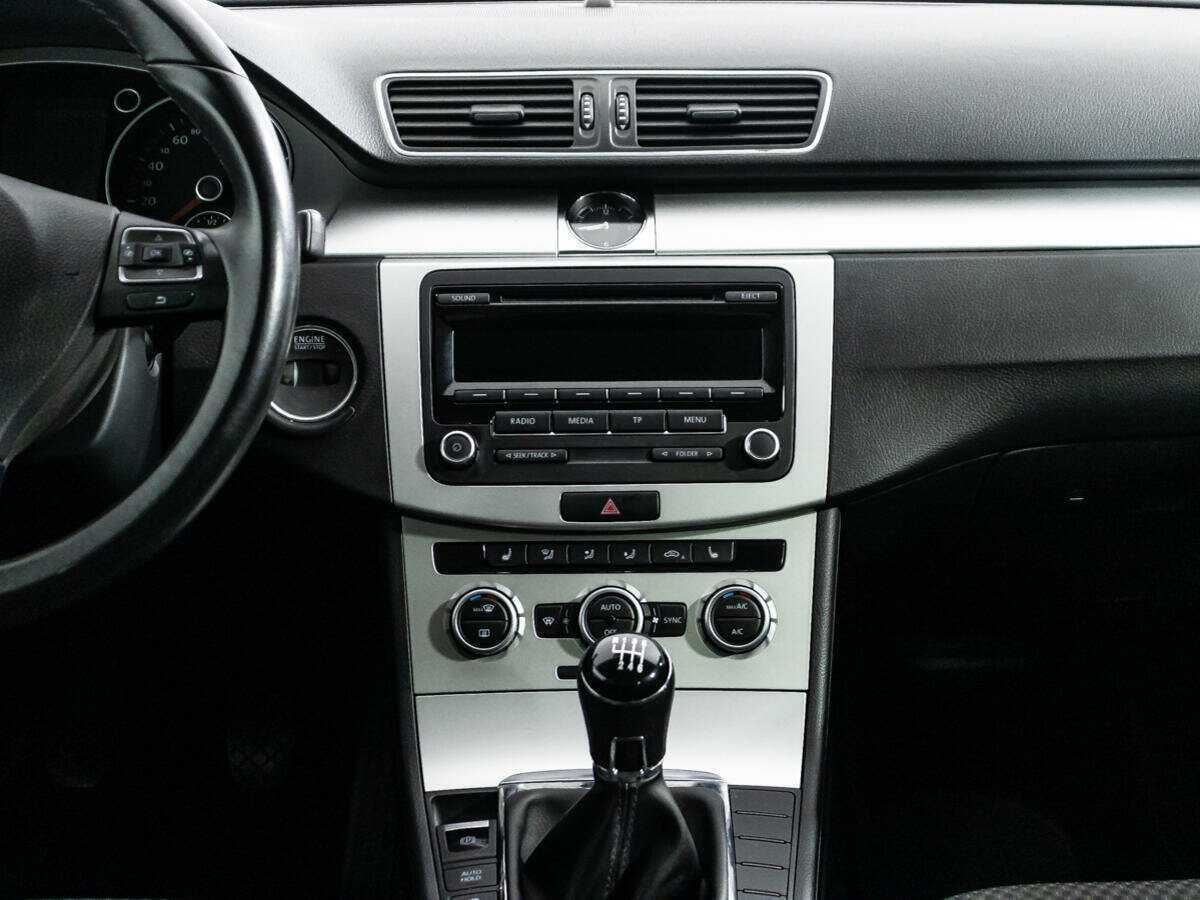 Фольксваген Пассат б/у, 2013, Механическая. Фото: #13