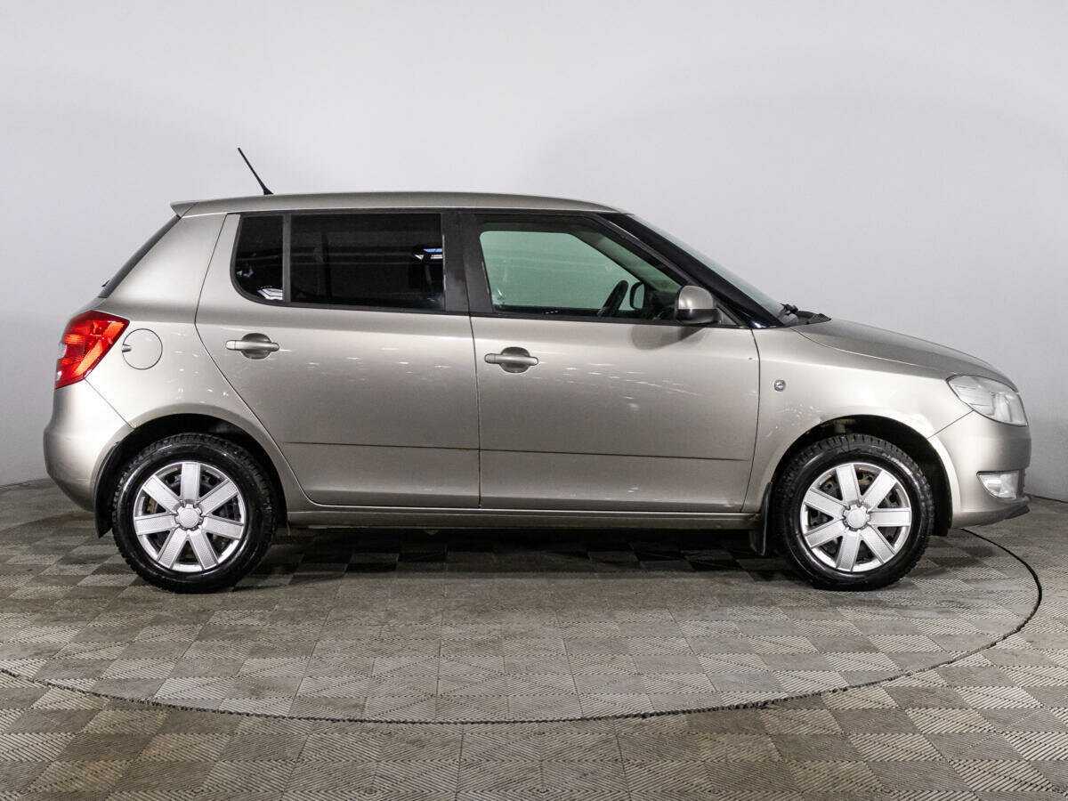 Шкода Фабия б/у, 2012, Автоматическая. Фото: #3