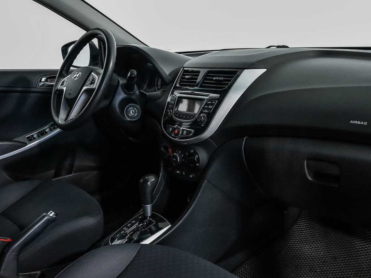 Хендай Солярис б/у, 2014, Автоматическая. Фото: #10