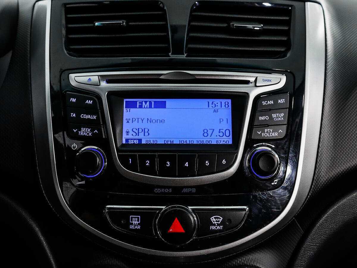 Хендай Солярис б/у, 2014, Автоматическая. Фото: #12