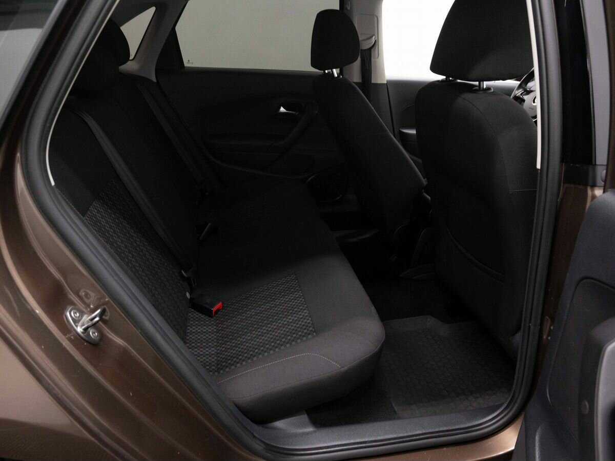 Фольксваген Поло б/у, 2016, Автоматическая. Фото: #10