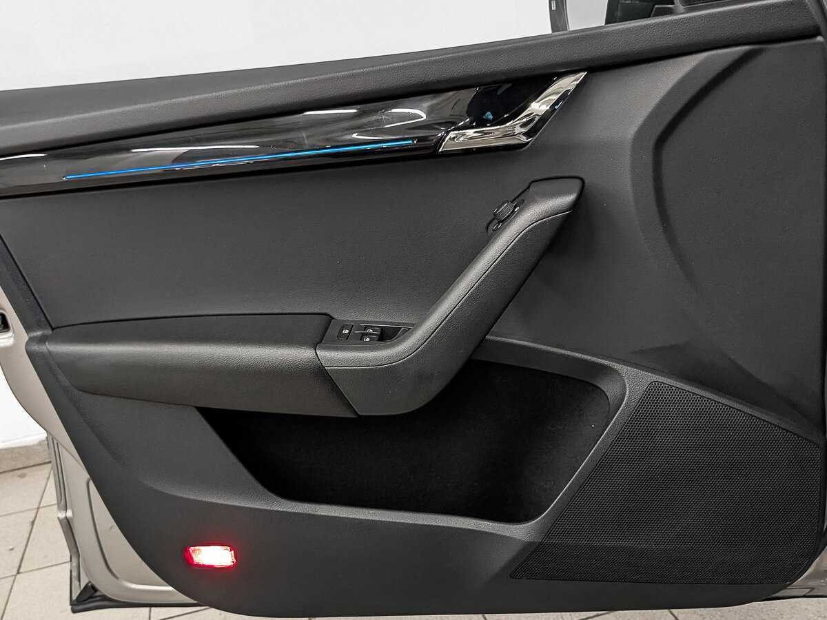 Шкода Октавия б/у, 2019, Роботизированная. Фото: #18