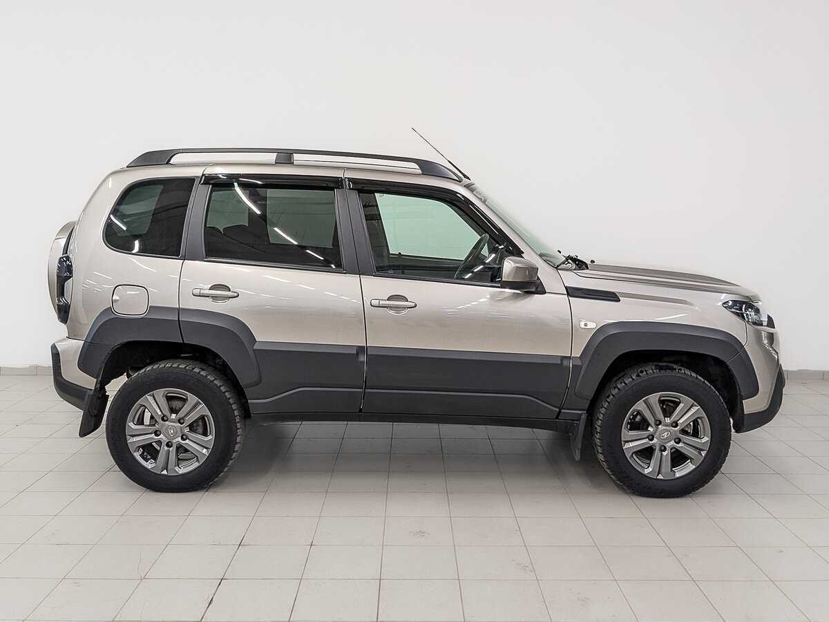 Лада (ВАЗ) Нива б/у, 2021, Механическая. Фото: #3