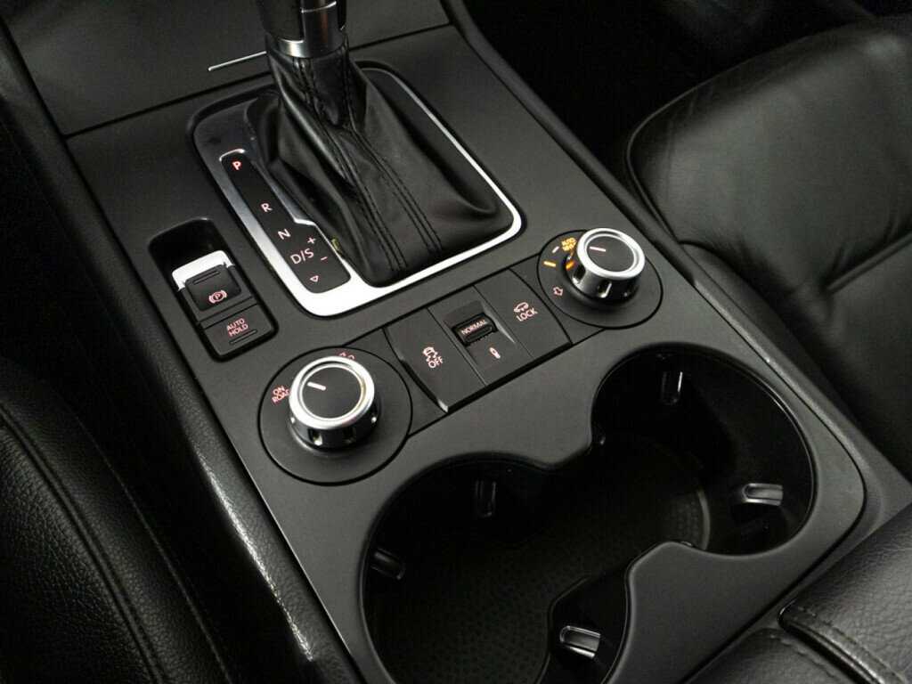 Фольксваген Туарег б/у, 2013, Автоматическая. Фото: #13