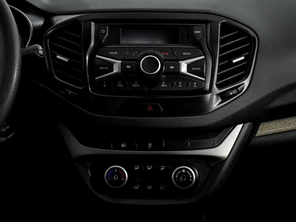 Лада (ВАЗ) Веста б/у, 2016, Механическая. Фото: #14