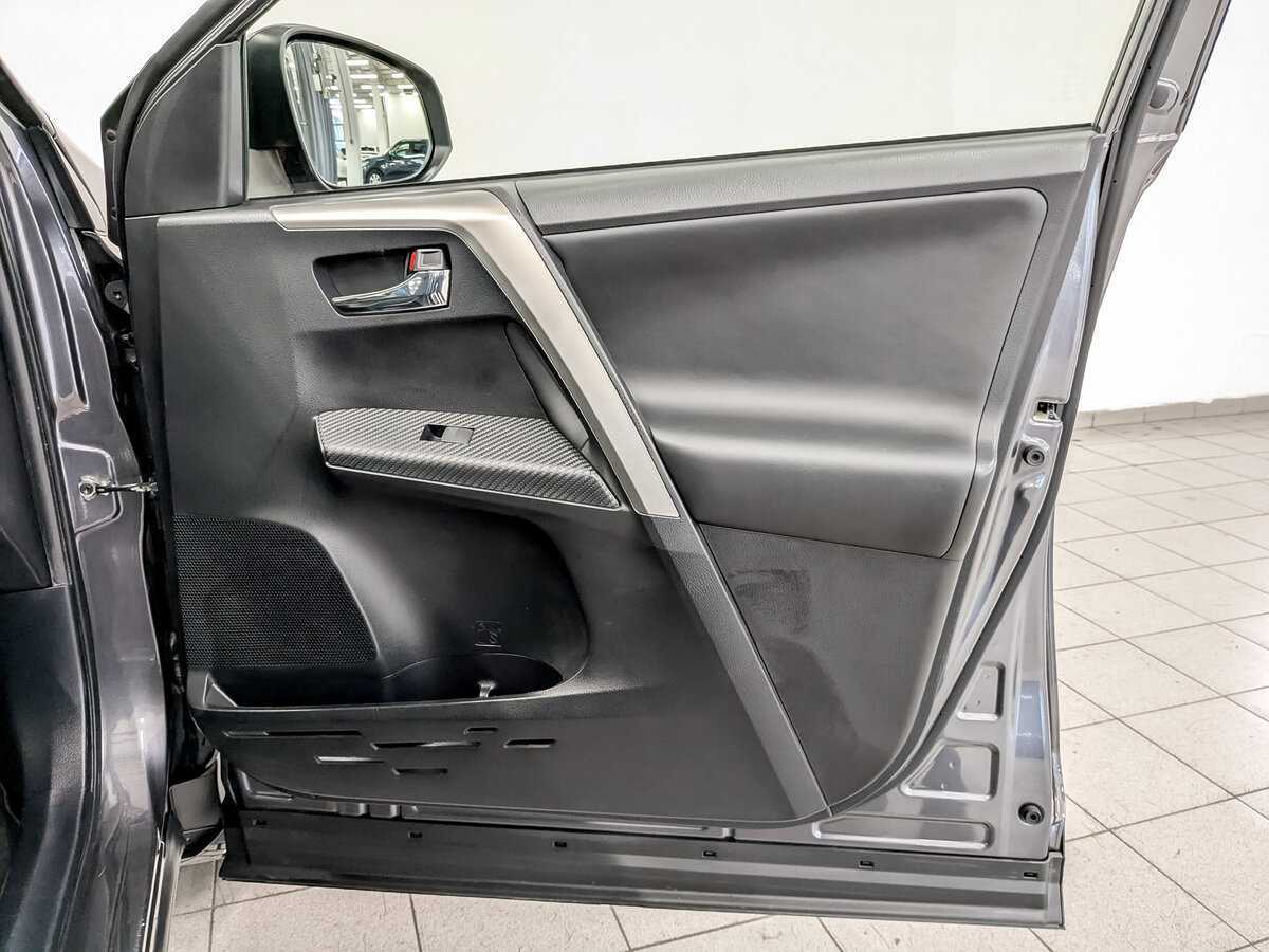 Тойота Рав4 б/у, 2014, Автоматическая. Фото: #21