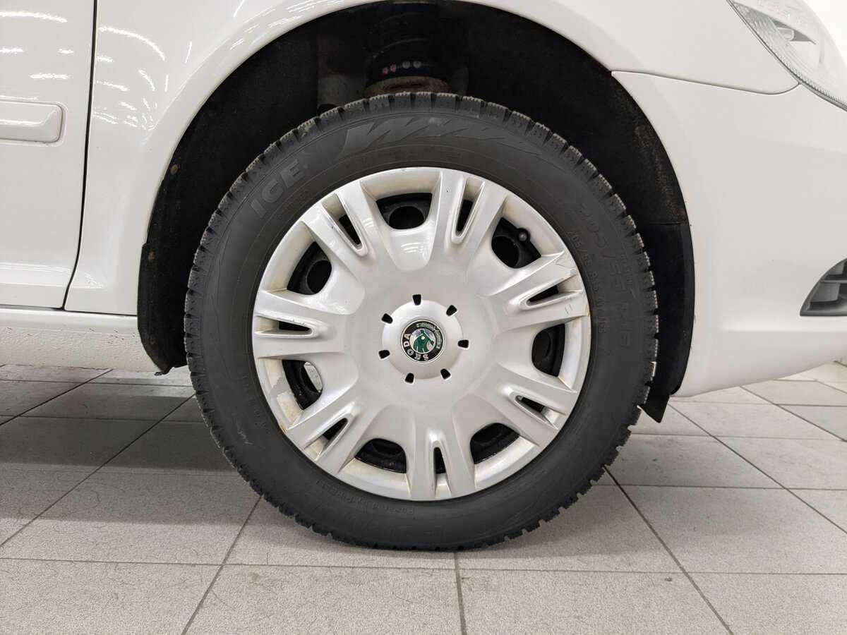 Шкода Октавия б/у, 2013, Автоматическая. Фото: #16