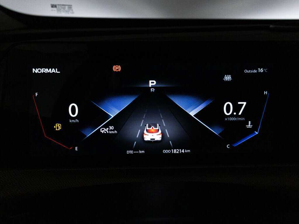 Чанган УНИ-Т б/у, 2023, Роботизированная. Фото: #11