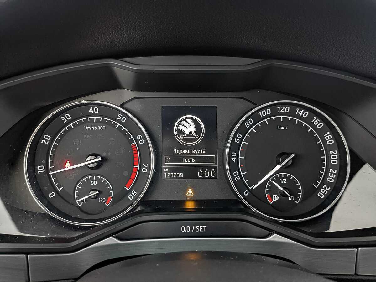 Шкода Суперб б/у, 2018, Роботизированная. Фото: #13