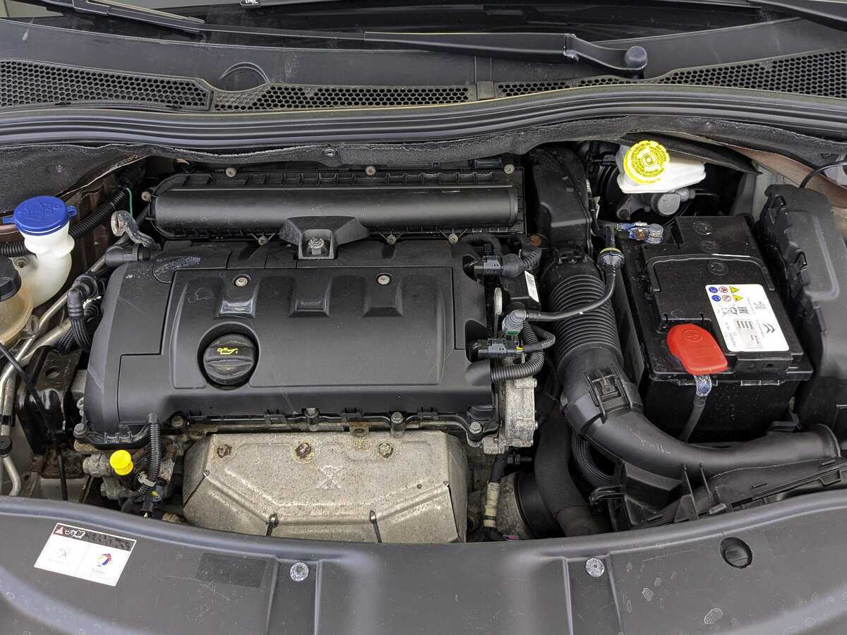 Пежо 2008 б/у, 2014, Автоматическая. Фото: #8