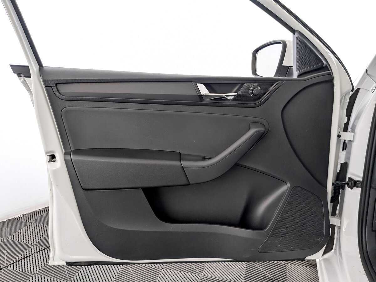 Шкода Рапид б/у, 2017, Механическая. Фото: #16