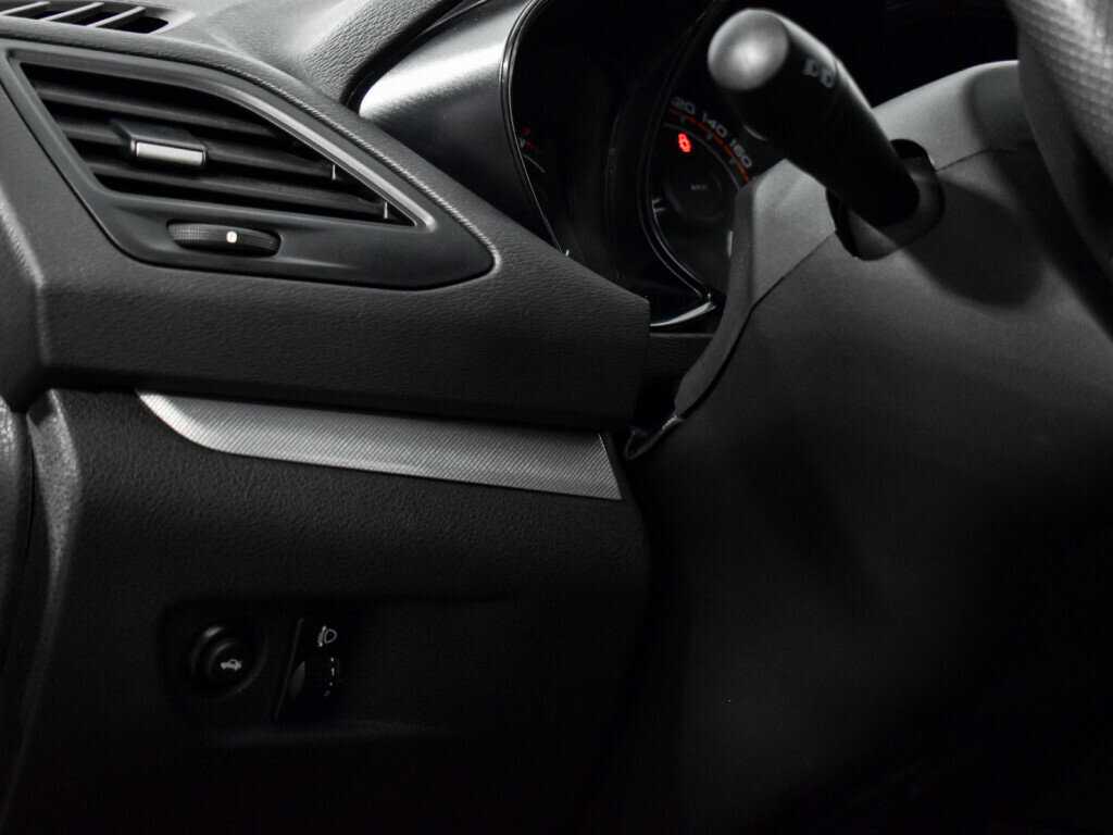 Лада (ВАЗ) Веста б/у, 2017, Роботизированная. Фото: #9