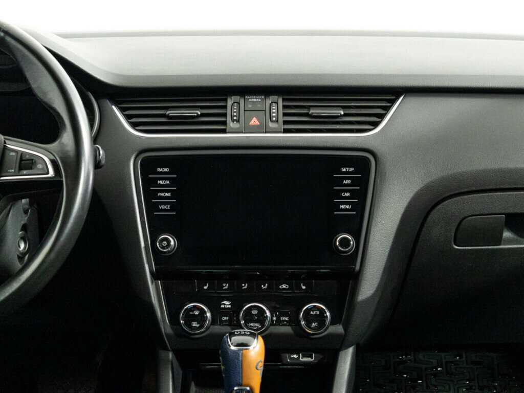 Шкода Октавия б/у, 2019, Роботизированная. Фото: #13