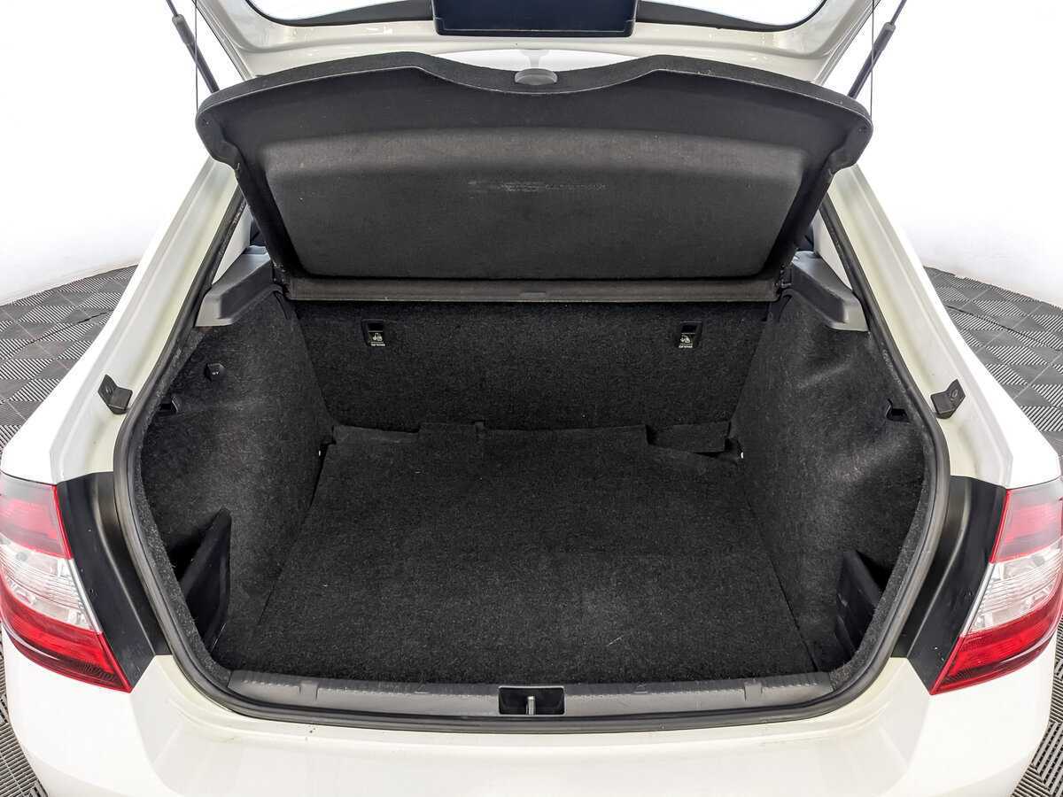 Шкода Рапид б/у, 2017, Механическая. Фото: #9