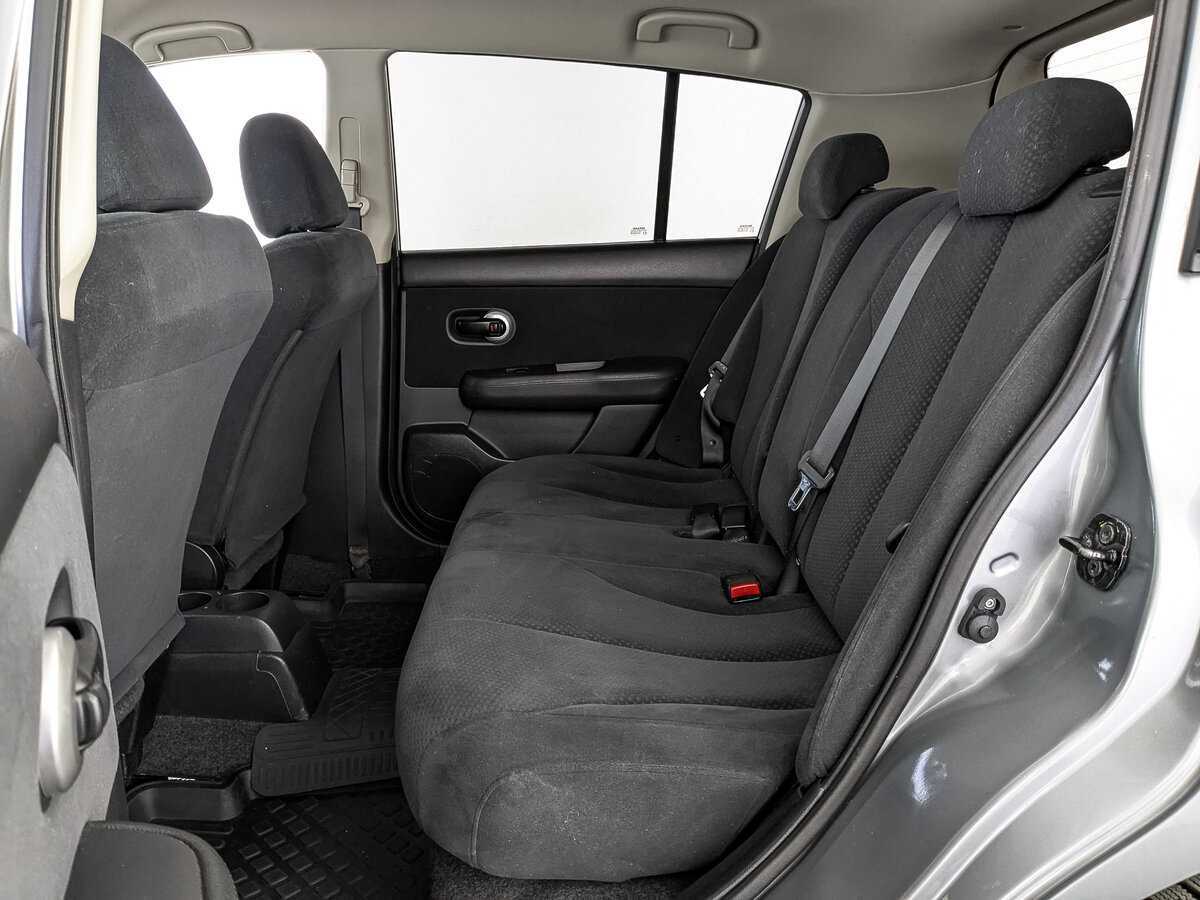 Ниссан Тиида б/у, 2013, Автоматическая. Фото: #17