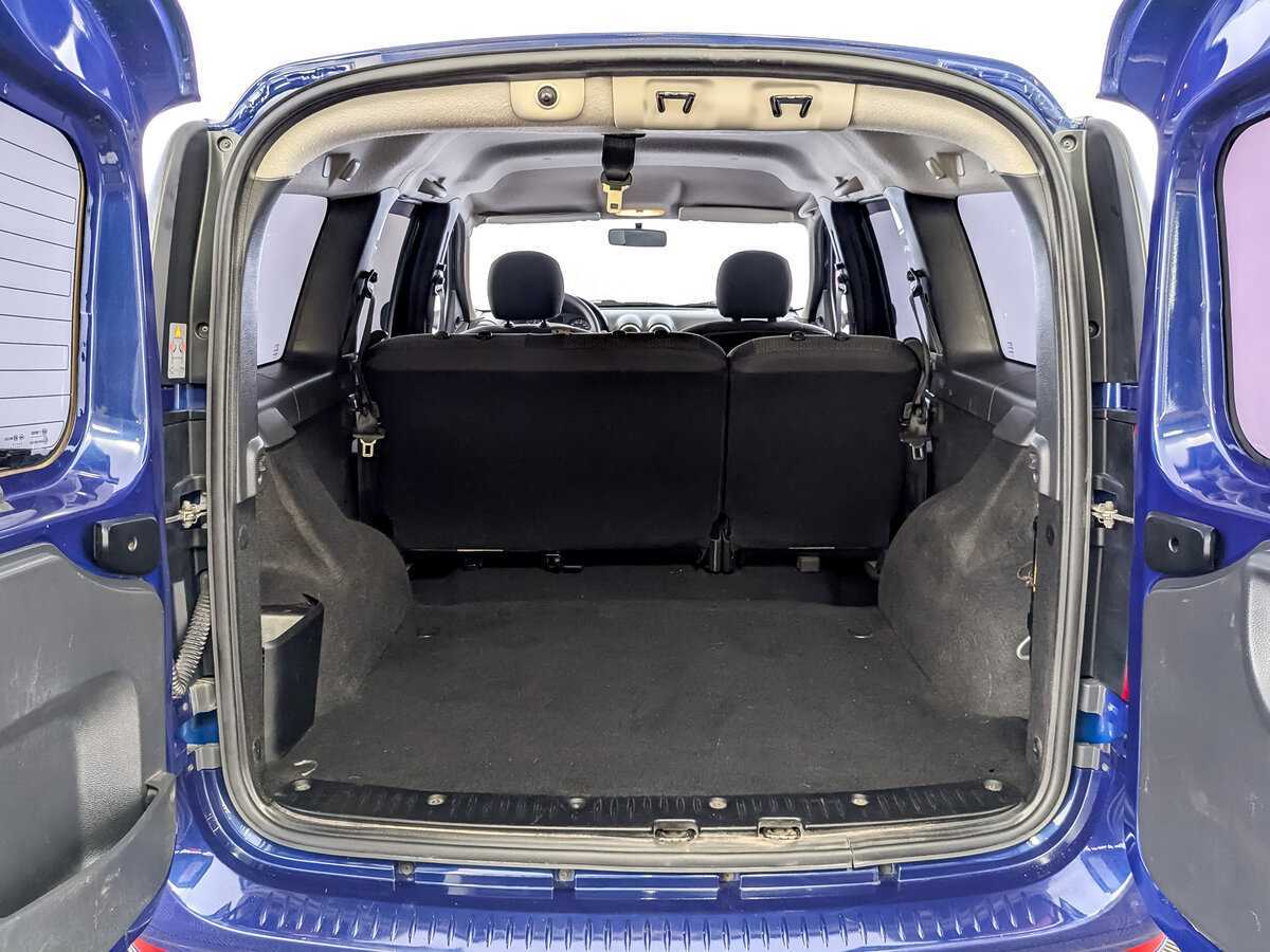 Лада (ВАЗ) Ларгус б/у, 2013, Механическая. Фото: #9