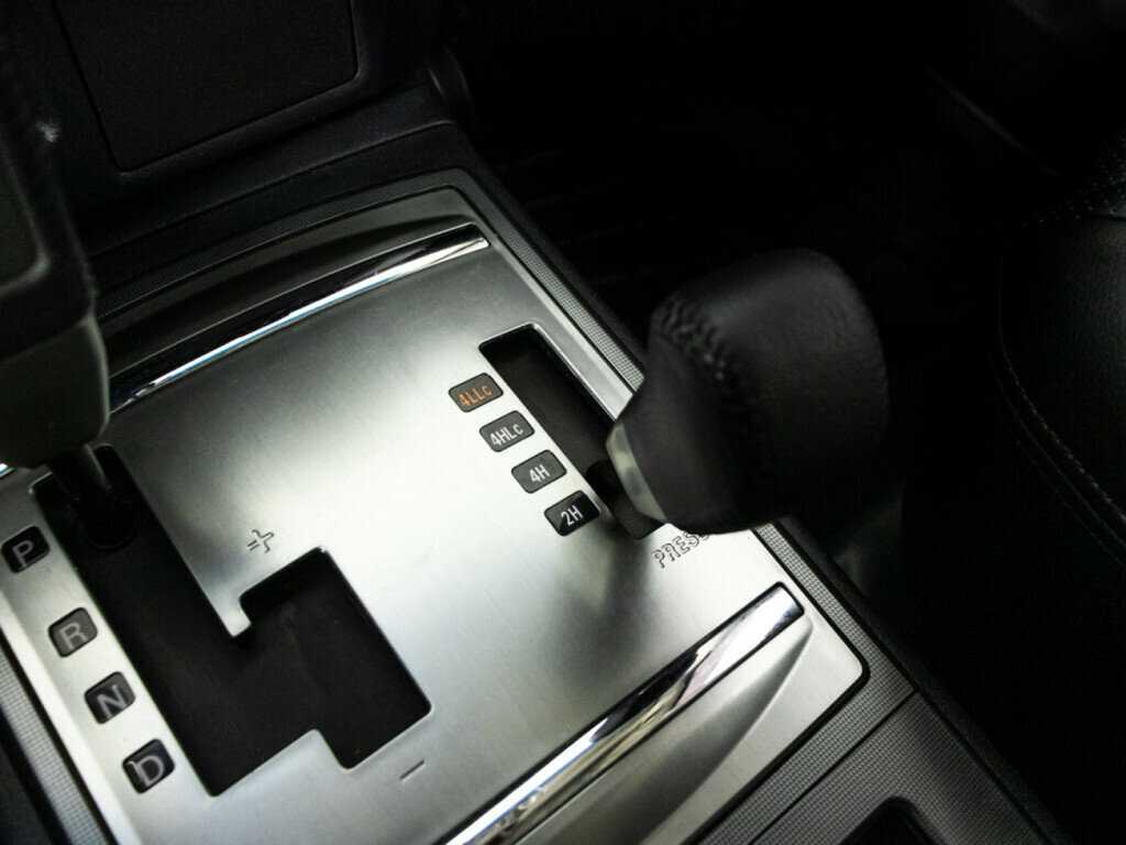 Митсубиши Паджеро б/у, 2013, Автоматическая. Фото: #25