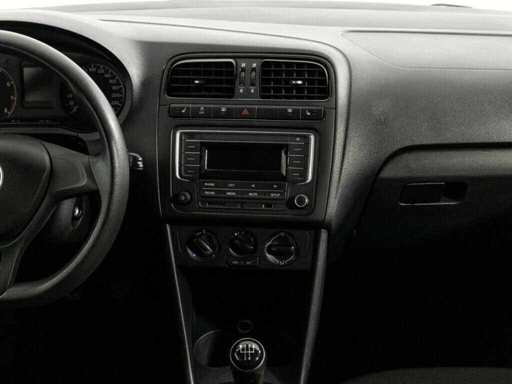 Фольксваген Поло б/у, 2016, Механическая. Фото: #13