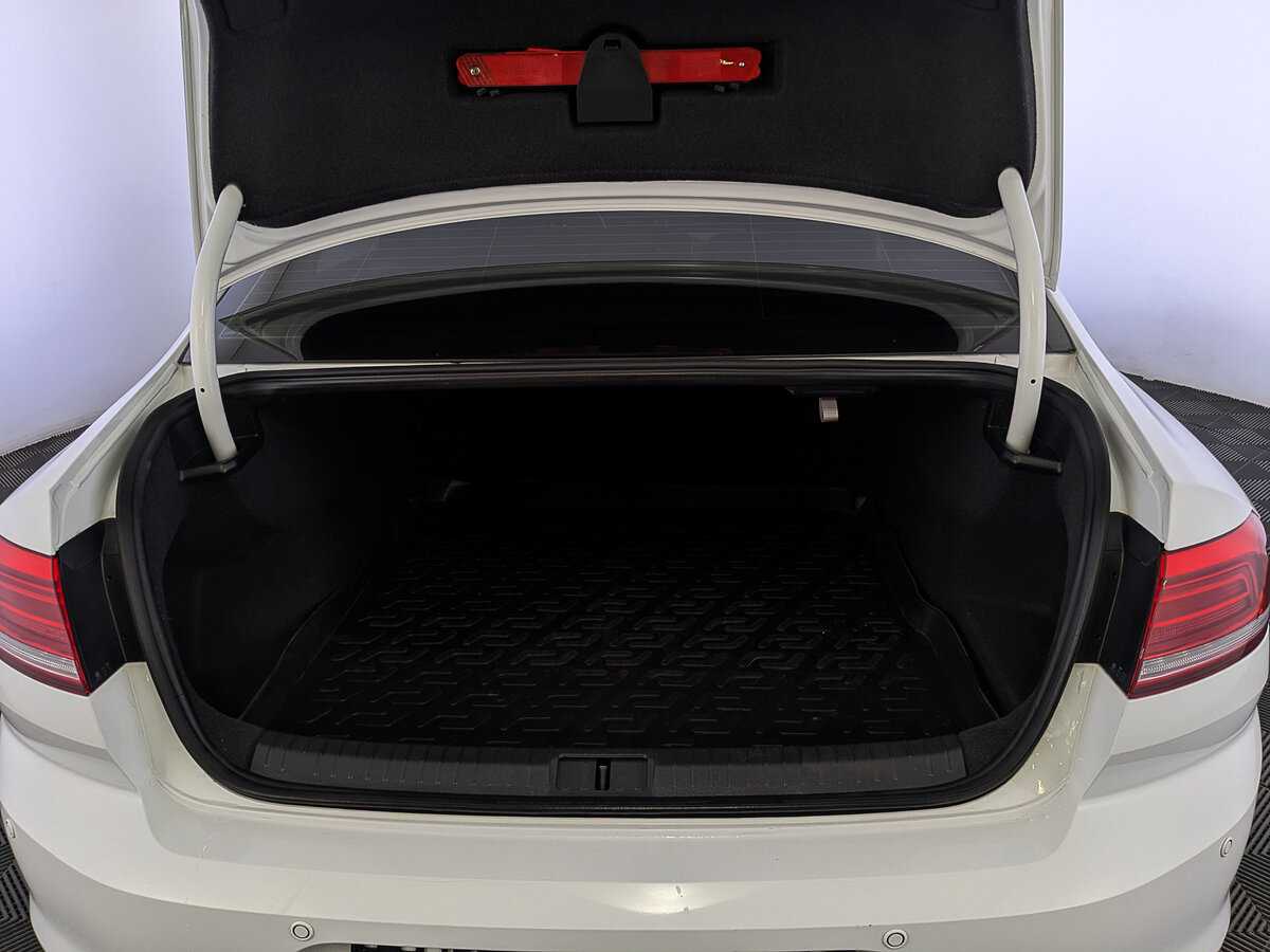 Фольксваген Пассат б/у, 2017, Роботизированная. Фото: #9