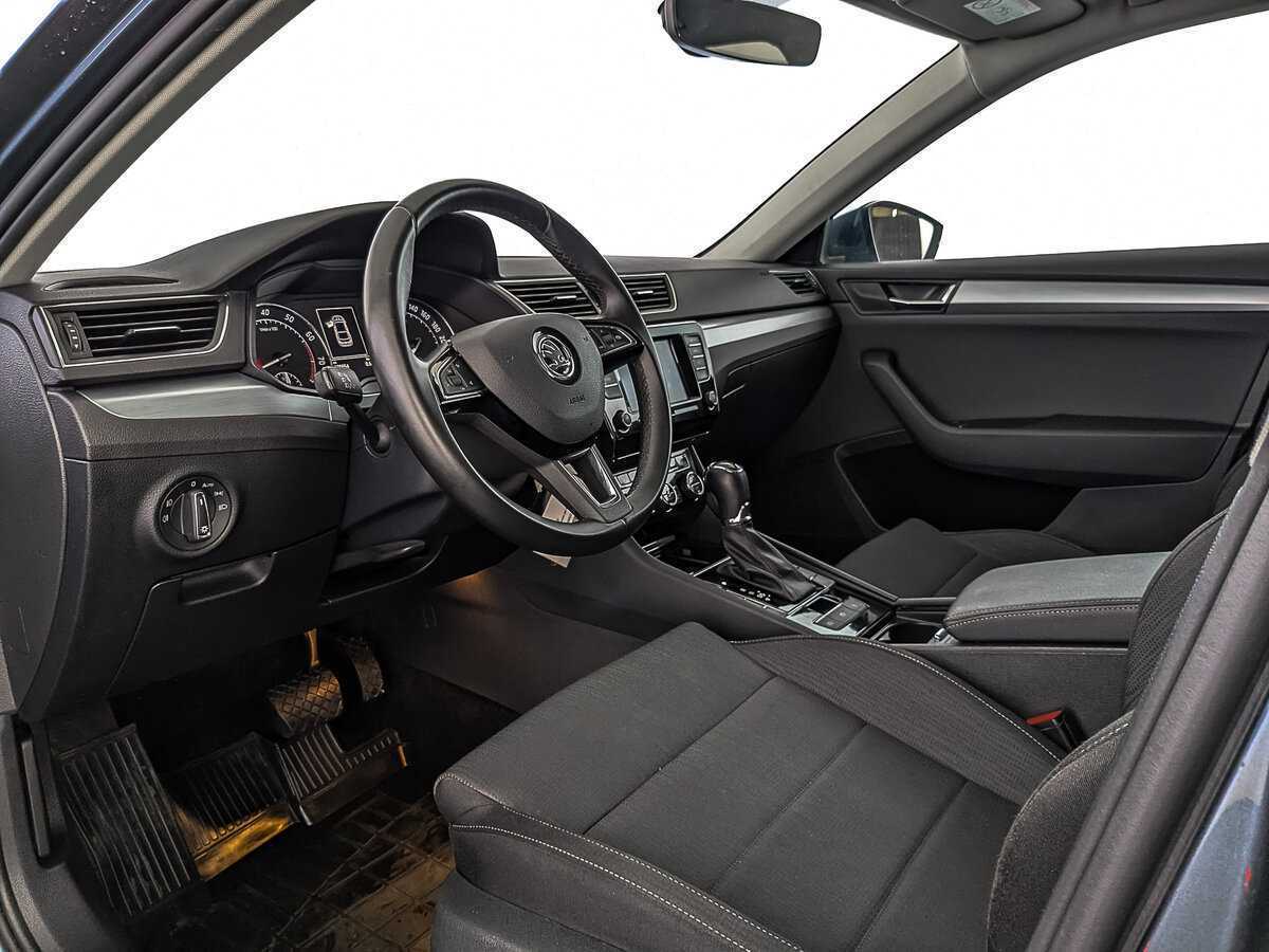 Шкода Суперб б/у, 2019, Роботизированная. Фото: #14