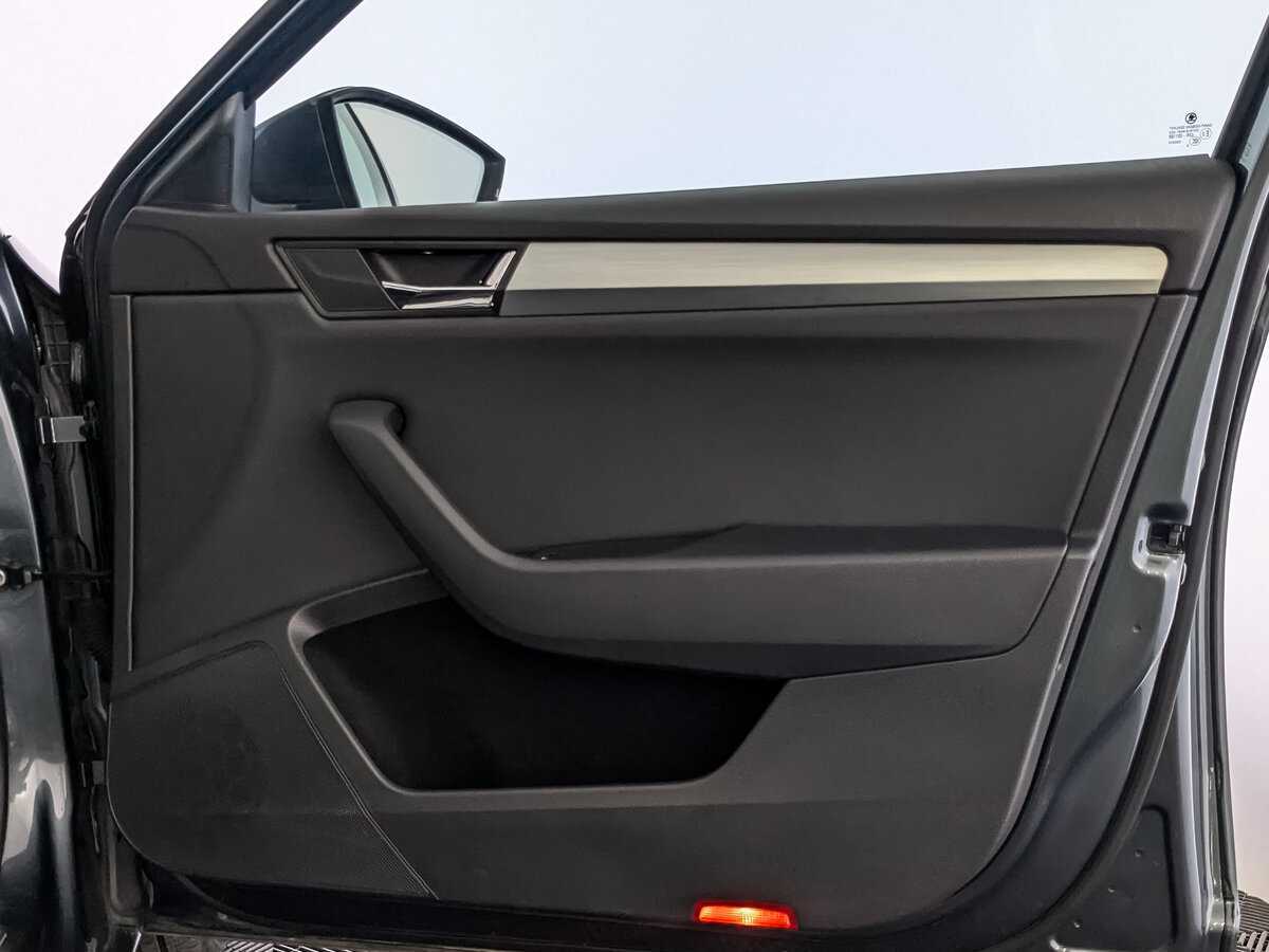 Шкода Суперб б/у, 2019, Роботизированная. Фото: #23