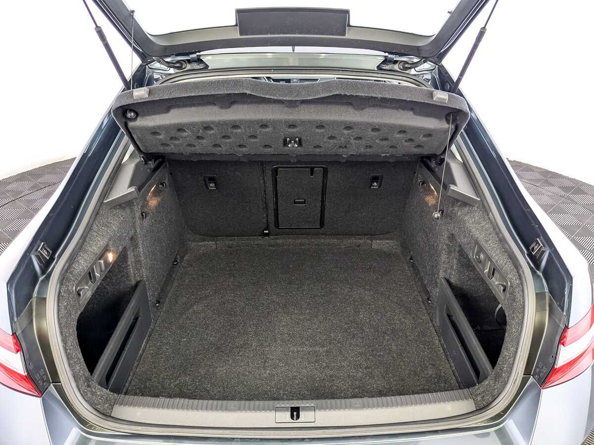 Шкода Суперб б/у, 2018, Роботизированная. Фото: #9