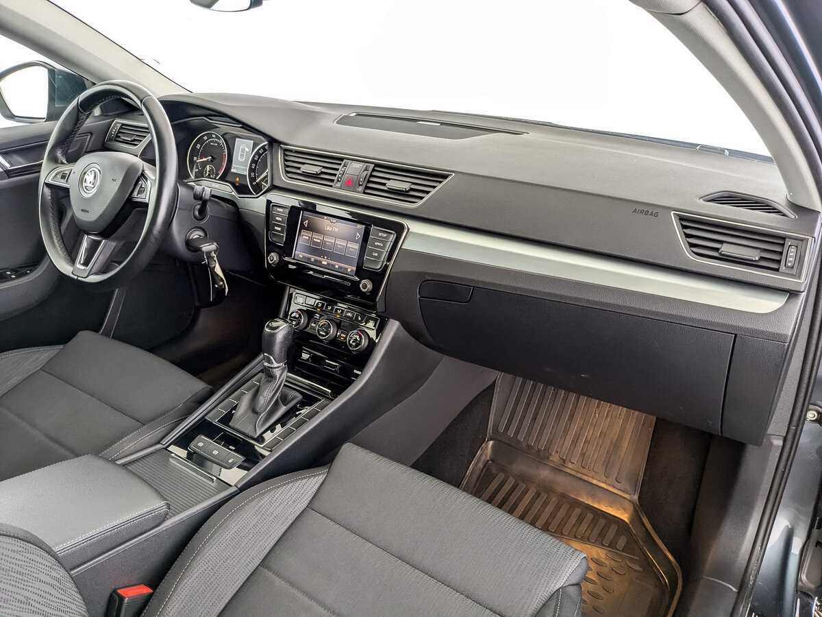 Шкода Суперб б/у, 2018, Роботизированная. Фото: #10