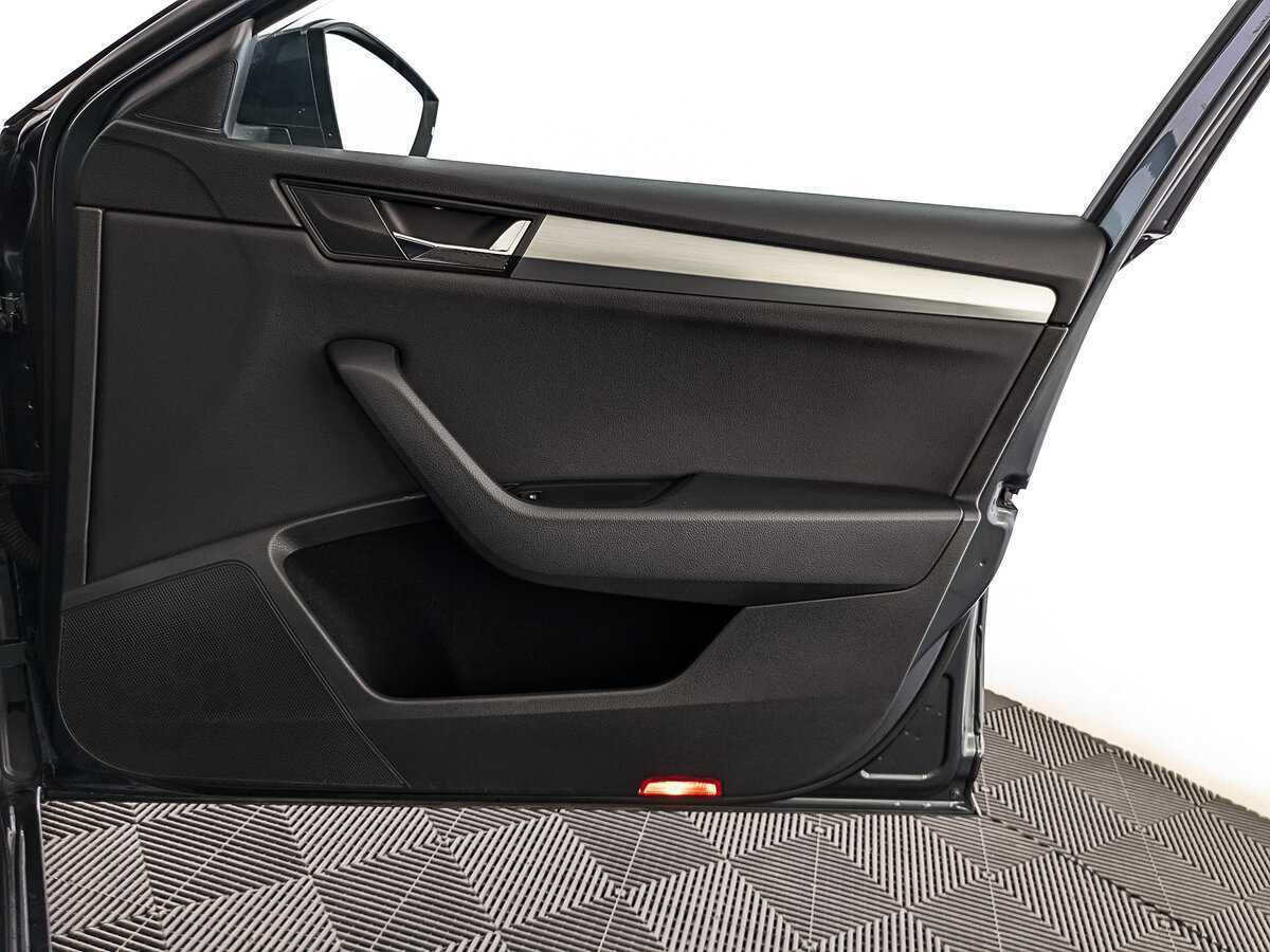 Шкода Суперб б/у, 2019, Роботизированная. Фото: #22