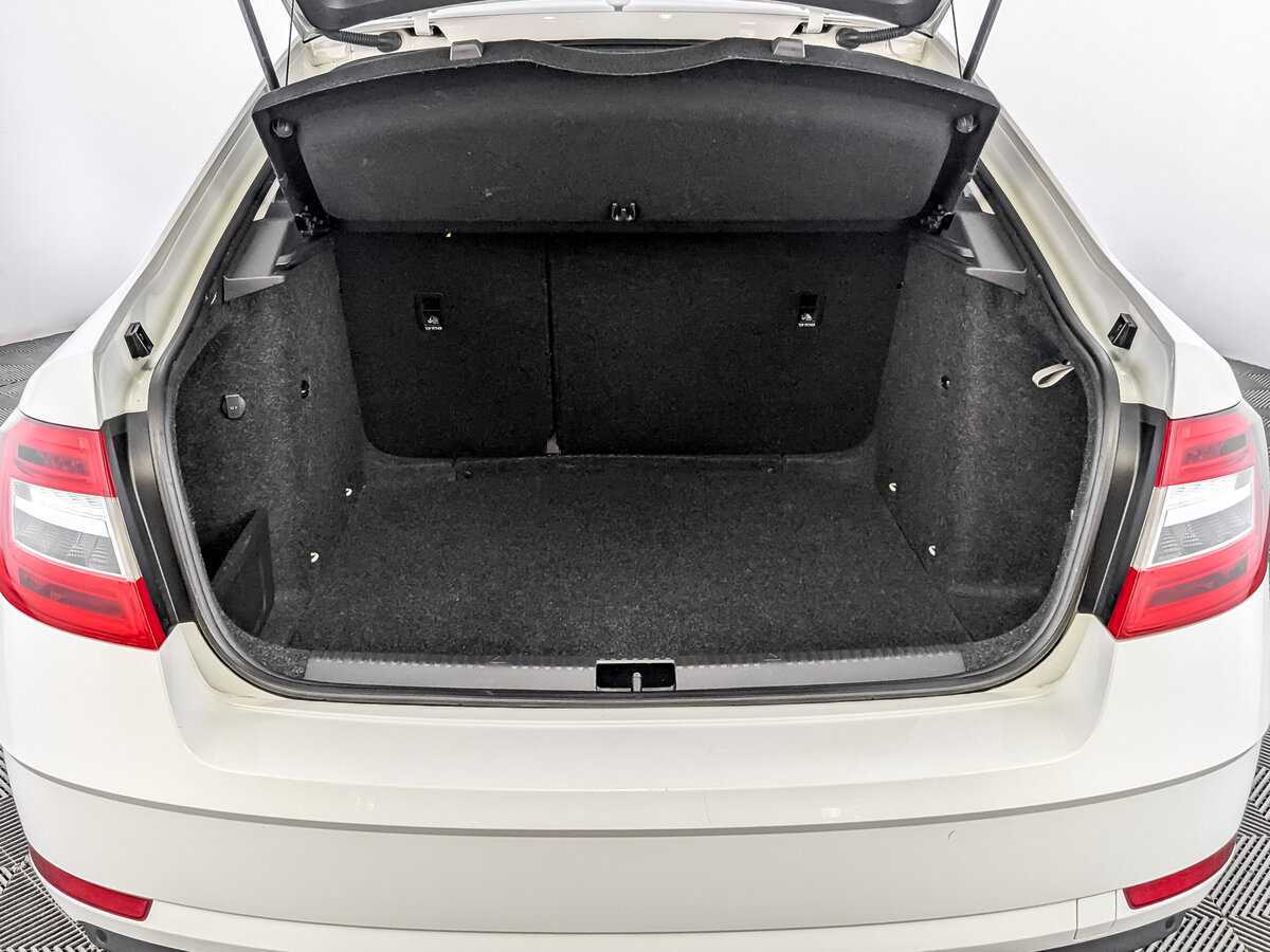 Шкода Октавия б/у, 2020, Роботизированная. Фото: #9