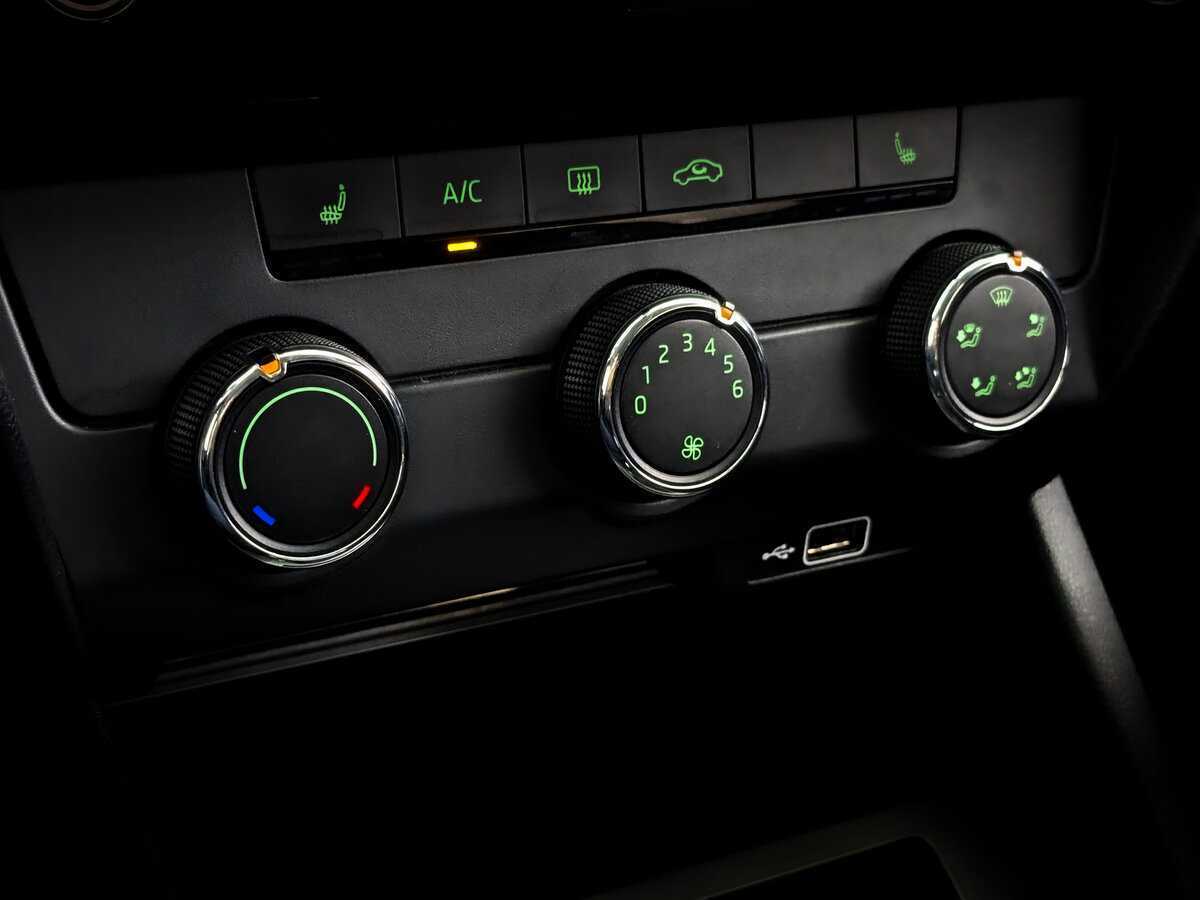 Шкода Октавия б/у, 2018, Автоматическая. Фото: #24