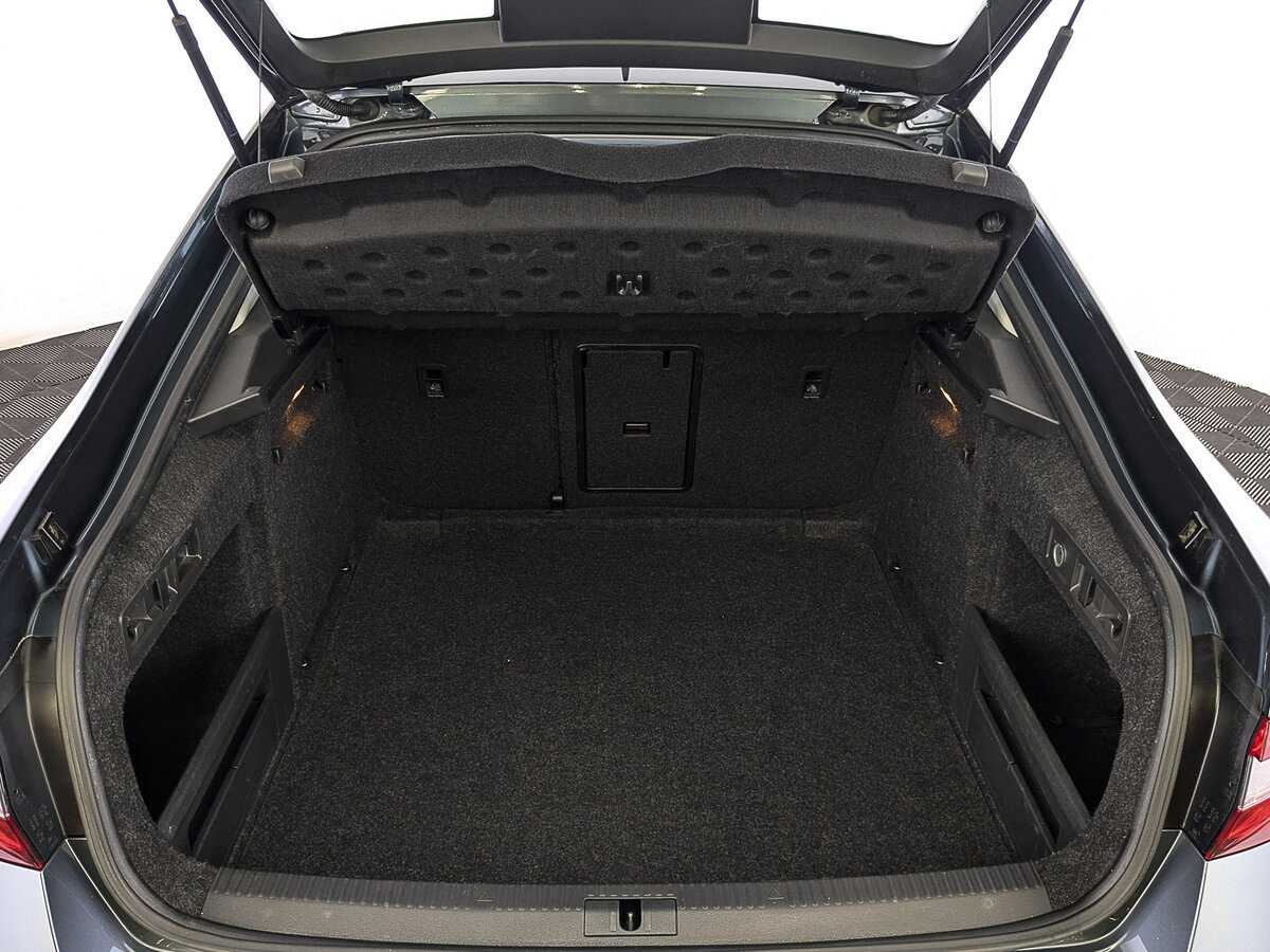 Шкода Суперб б/у, 2018, Роботизированная. Фото: #9