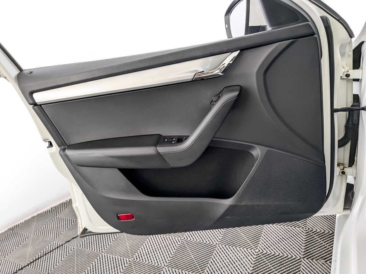 Шкода Октавия б/у, 2018, Автоматическая. Фото: #18