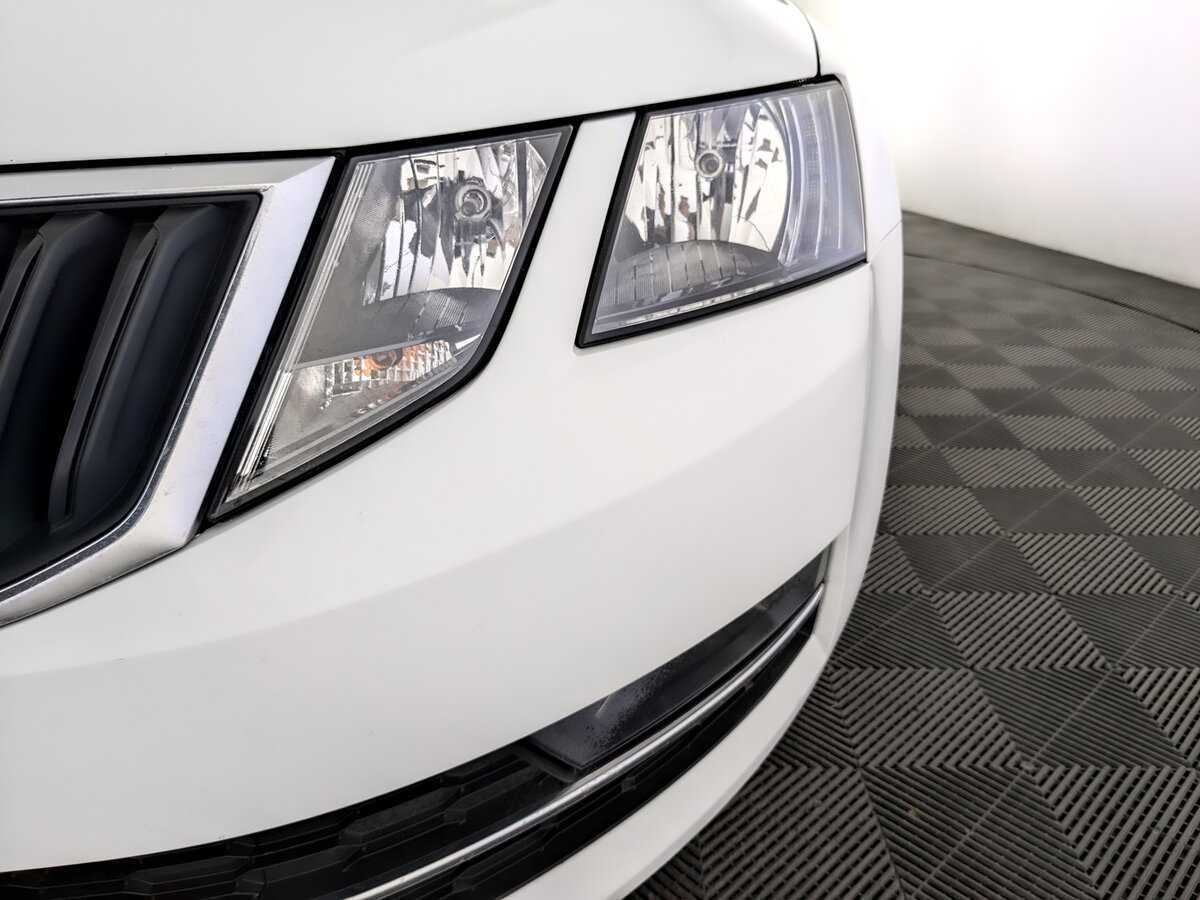 Шкода Октавия б/у, 2018, Роботизированная. Фото: #16