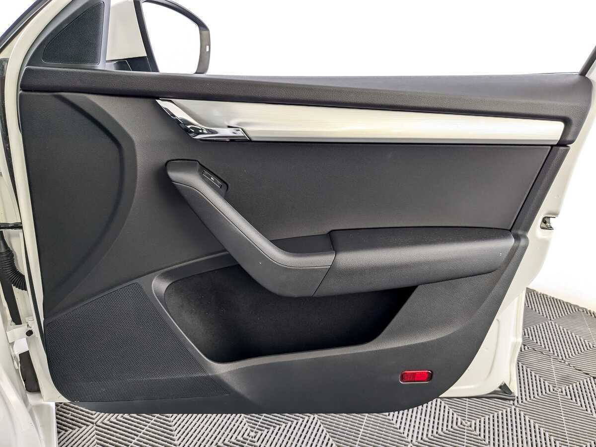 Шкода Октавия б/у, 2019, Механическая. Фото: #19