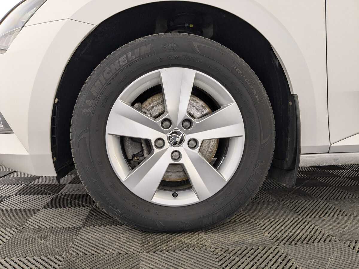 Шкода Суперб б/у, 2018, Роботизированная. Фото: #11